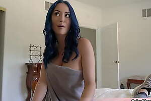 Blue haired MILF stepmother Eve Marlowe