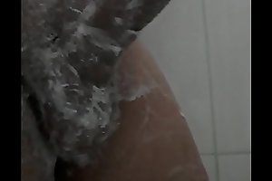 Srinsubordinado - tomando banho de pica dura